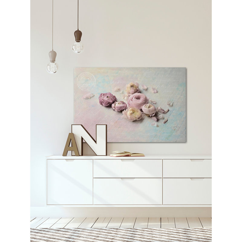 « renoncule pétales i », reproduction d’impression sur toile tendue, H 12 po x l 18 po x P 1,5 po