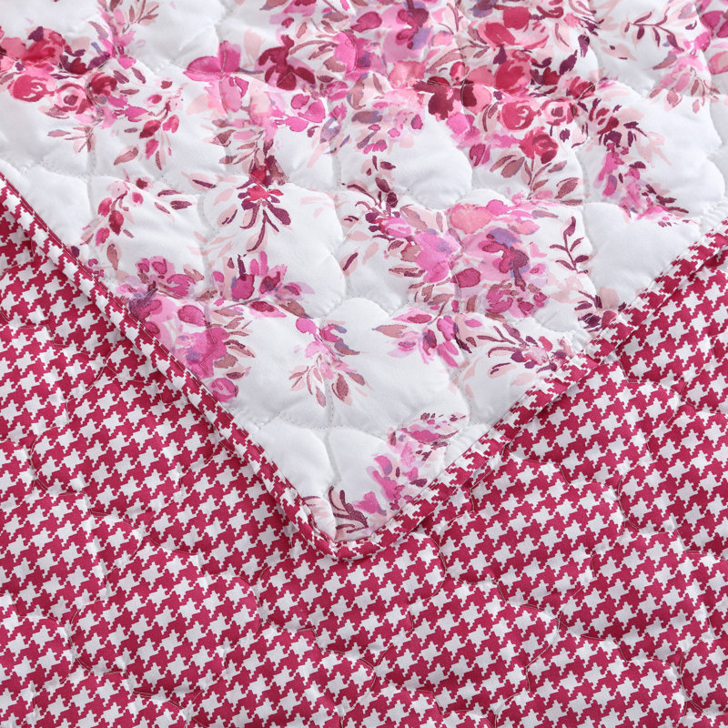 Floral Vineyard Pink Microfiber Full/Queen Reversible Quilt Set