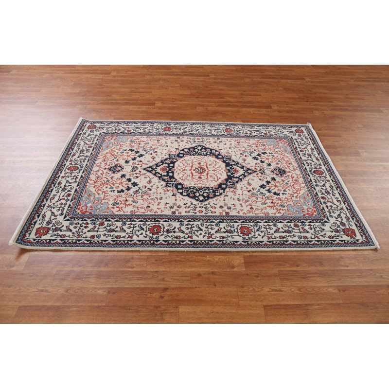 Tapis turc fait à la main 4 x 6