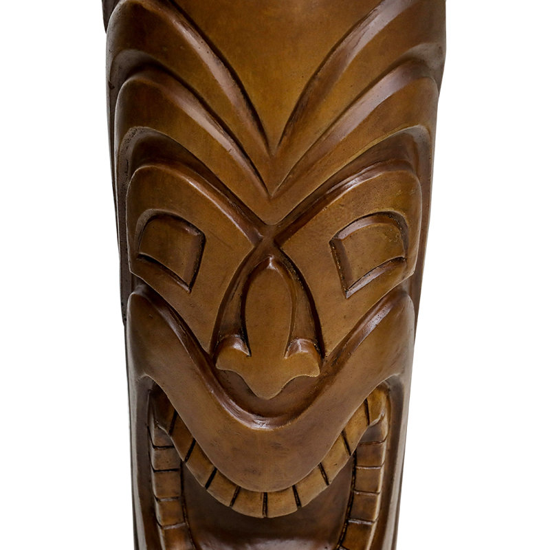 Statues de tiki d'extérieur d'intérieur