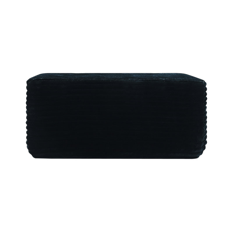 Noir élégant - décontracté, pratique et précieux, avec tissu en mousse et maquillage de printemps décontracté d'une grande valeur