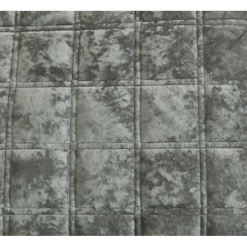 Velvet Quilt, Oversized King Quilt + 2 King Shams, Medium Gray