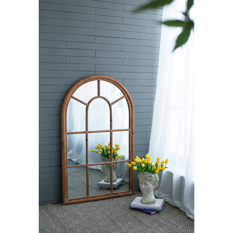 Grand miroir décoratif arqué 34 x 54,3 po avec cadre brun et fenêtre décorative