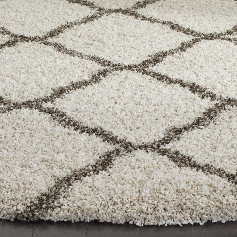 Darrol Hudson Shag Performance Geometric Rug, Round 5'3"