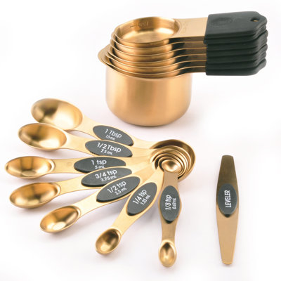 Ensemble de 15 tasses et cuillères à mesurer magnétiques en acier inoxydable plaqué or - 15 pièces avec poignées en silicone - Échelle précise, facile à nettoyer et à ranger - Parfait pour la cuisson et la cuisson