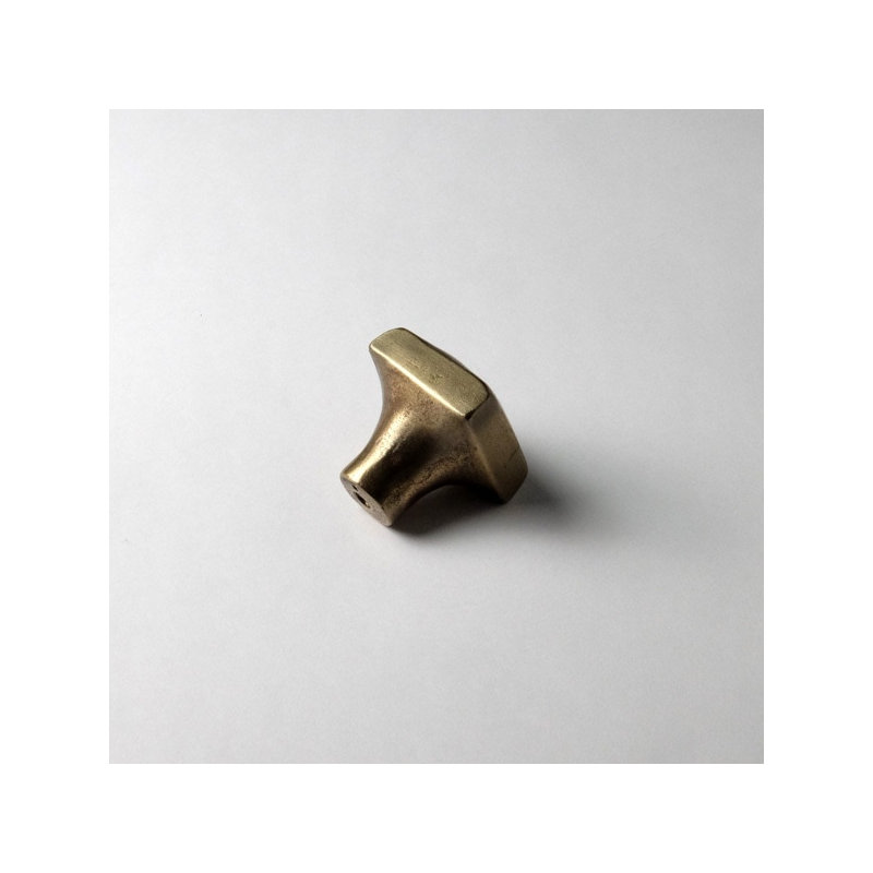 Cabochon Bronze Square Knob, Traditional Bronze
