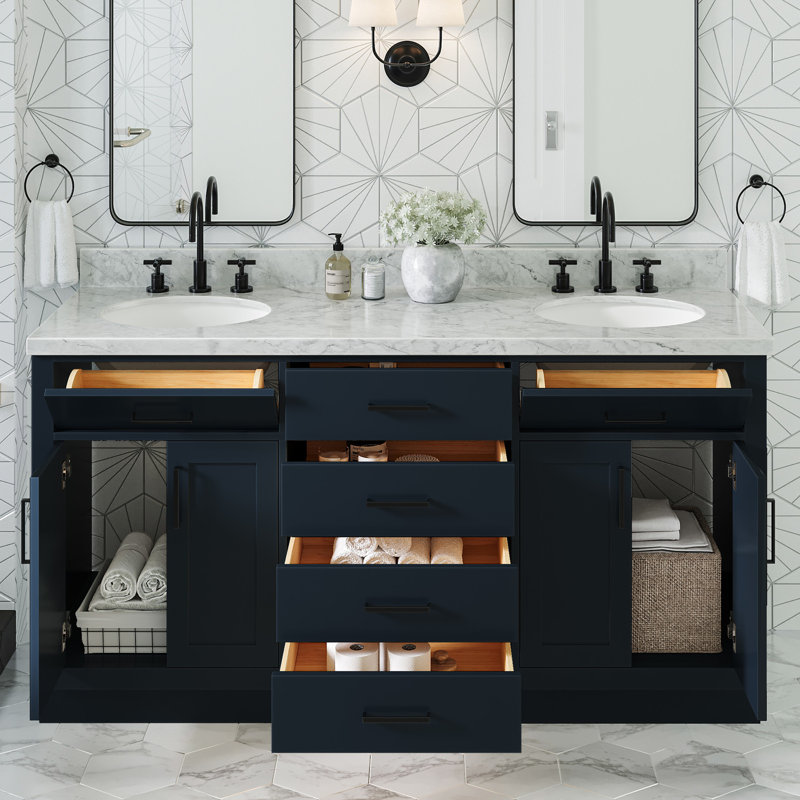 Meuble-lavabo double en bois massif de 66 po avec plateau en marbre de Carrare de 1,5 po Thornaby, Ovale