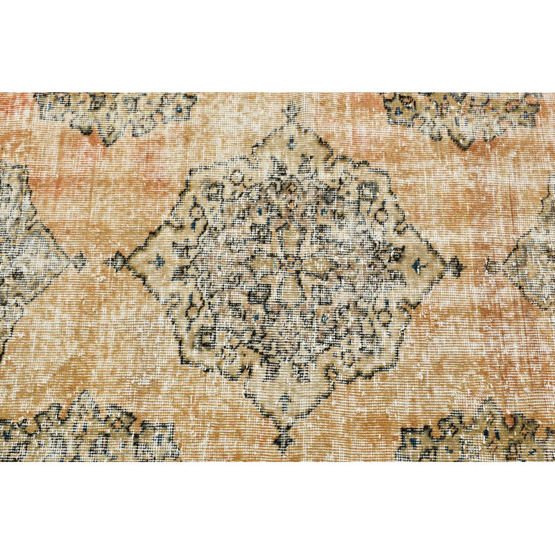 Tapis en laine turque beige antique avec détails faits à la main, idéal pour l'entrée et la décoration rétro