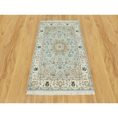 4'2"x6'1" Blue Hydrangea Nain Center Medallion Hand Knotted 100% Wool Rug 3D9D9675A0274E2E9FEC23122A025220