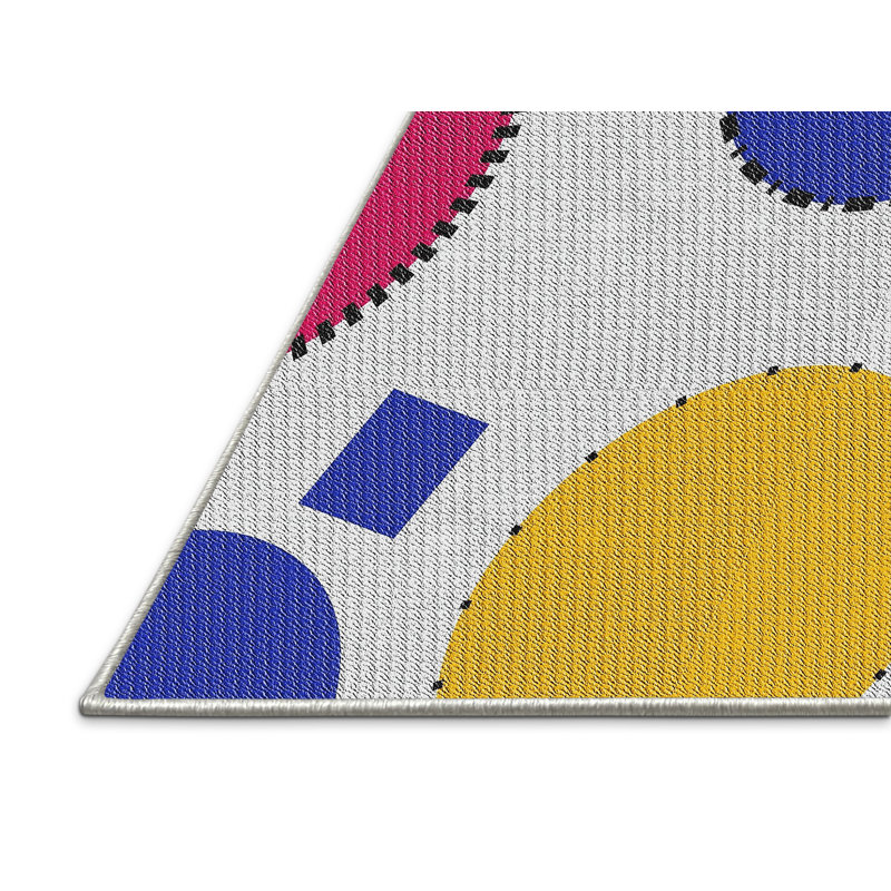Tapis bleu/rouge/jaune à motifs, Rectangle 2 pi x 4 pi