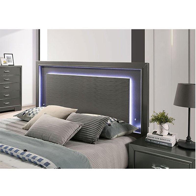 Eaghton Platform Bed, Queen