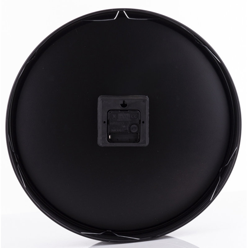 Amairany Metal Wall Clock