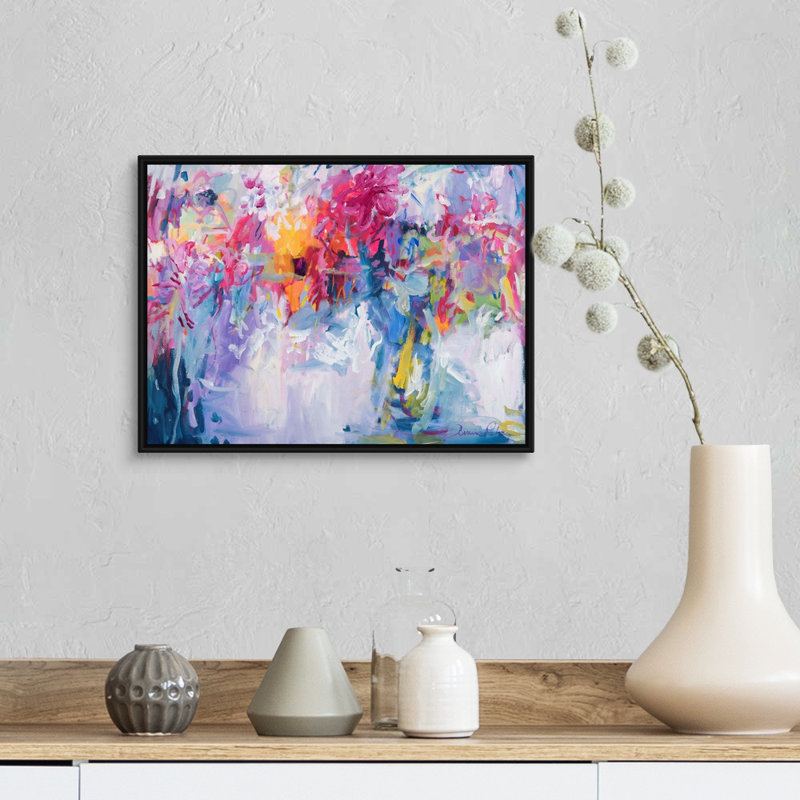 Reproduction d’art sur toile, "fleurs dans ma main" par Amira Rahim, H 14 po x l 18 po x P 1,75 po, Toile avec cadre noir