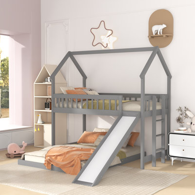 Lit superposé avec glissade et échelle intégrée House