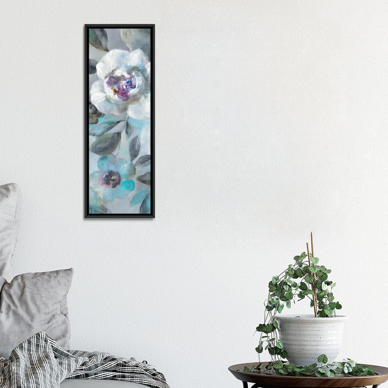 «Twilight Flowers II» par Danhui Nai, impression sur toile tendue, H 36 po x l 12 po x P 1,5 po, Toile avec cadre noir