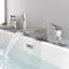 Douchette de baignoire romaine avec douchette-109615872
