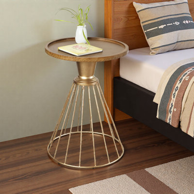 Table d'appoint Hollow Edge