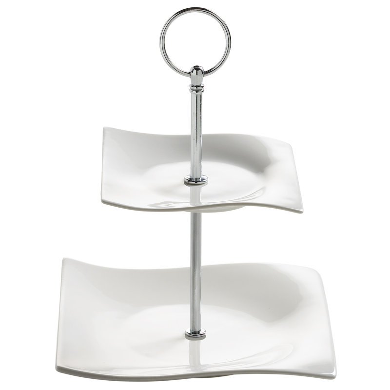 Motion Cake Stand