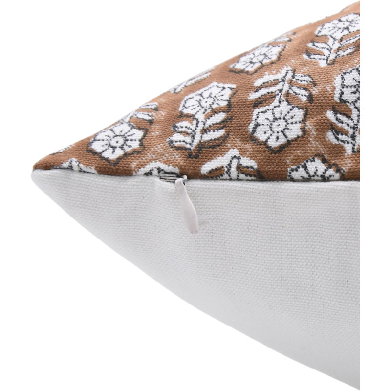 Coussin décoratif en coton fabriqué à la main avec bloc Fab Fabine - Tulsi Buti, H 20 po x l 20 po, rouille