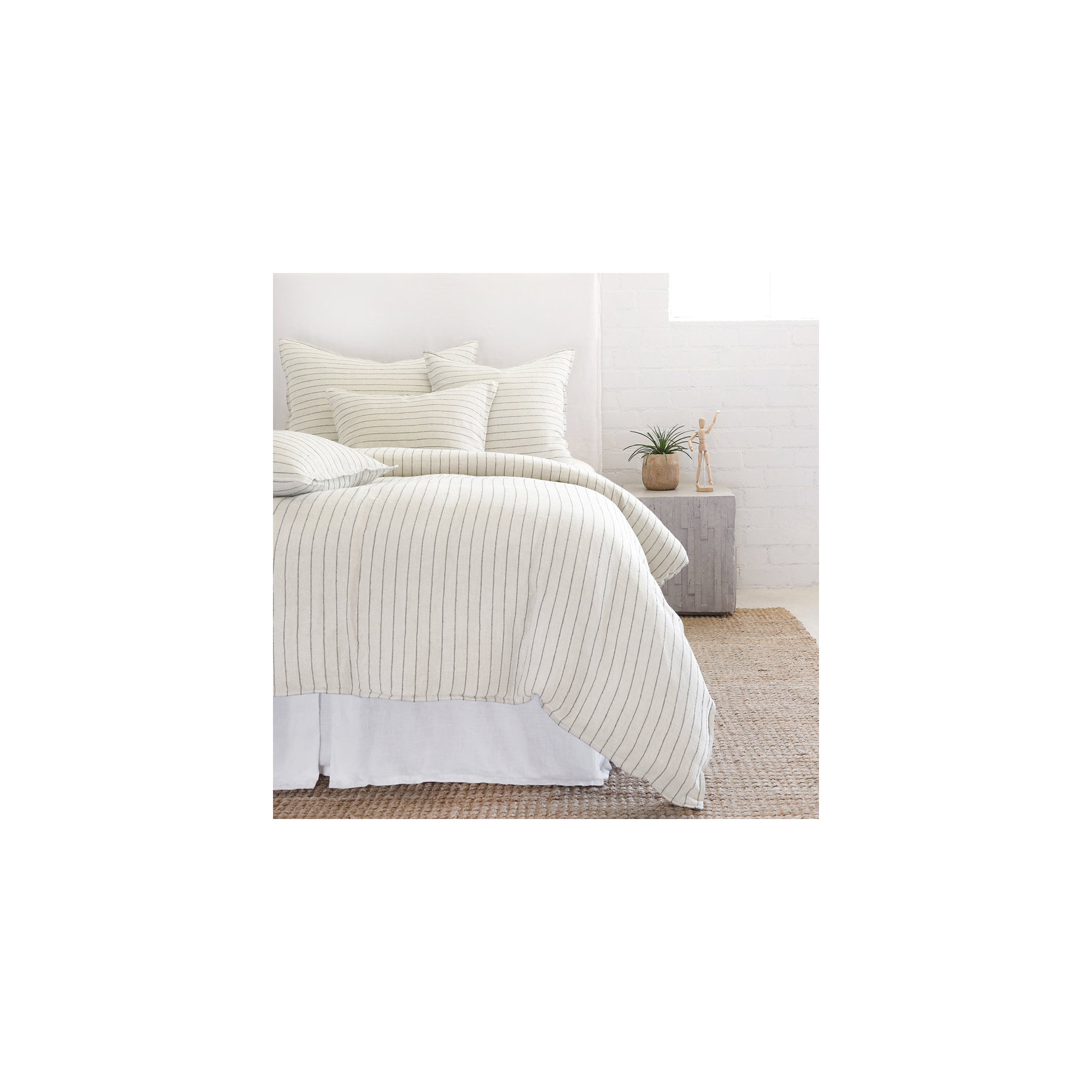 Blake Linen Shams, King, Cream/Gray
