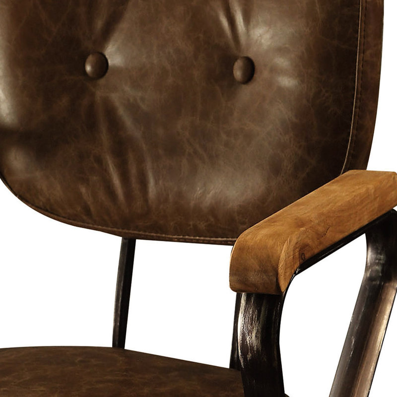 Fauteuil pivotant Vintage Whiskey - Cuir et garniture cloutée intrigante avec revêtement