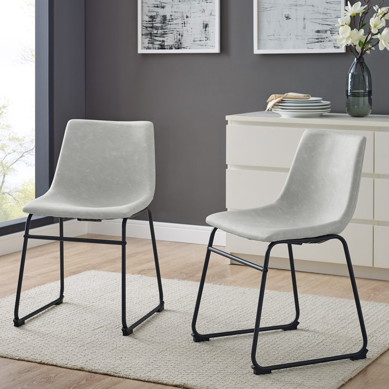 Chaise d'appoint rembourrée Bailey, Similicuir gris