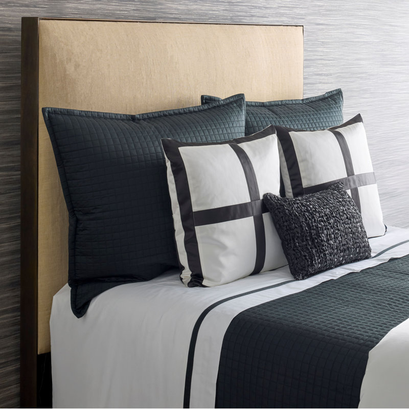 Ready-to-Bed Coverlet, Black, King Quilt