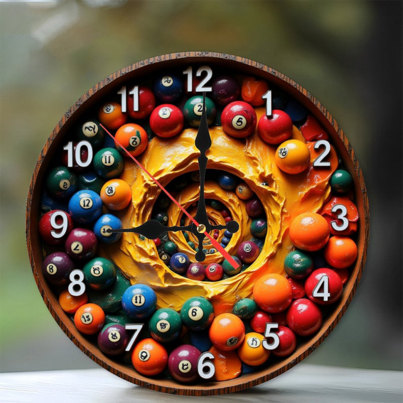Horloge murale en forme de spirale colorée