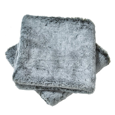 Housse de coussin lourd en fausse fourrure