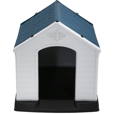 Straus Plastic Dog House