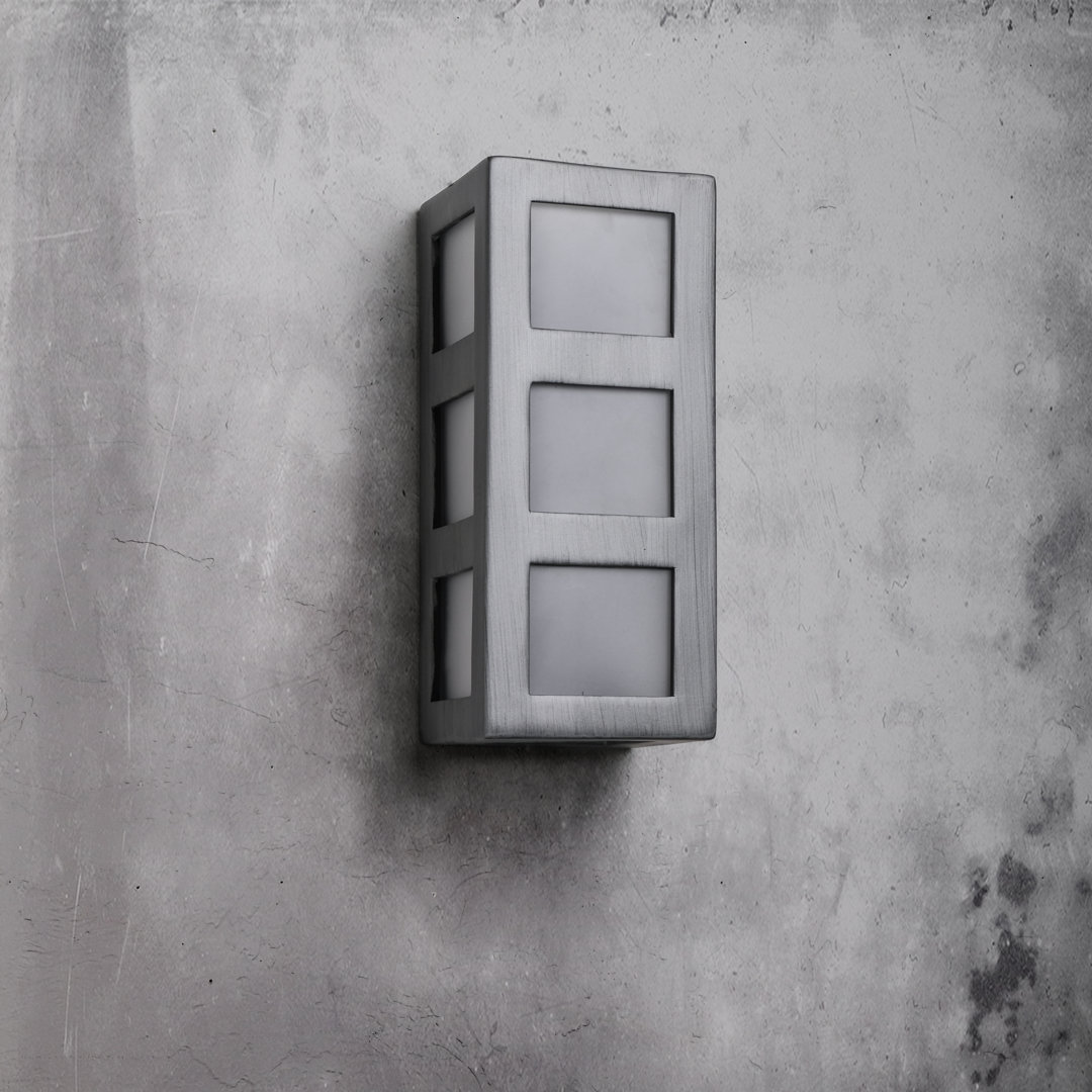 Coan Ceramic Outdoor Wall Light, LED Bulb Included Hokku Designs 