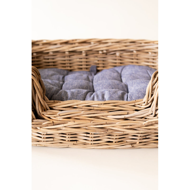 Oval Pet Bed w/ Pillow- S