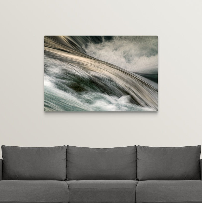 «Columbia» par Ursula Abresch - reproduction sur toile, H 32 po x l 48 po x P 1,5 po