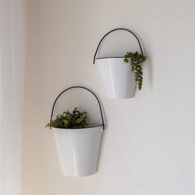 Small Wall Hung Planter, Flower Pot Holder 