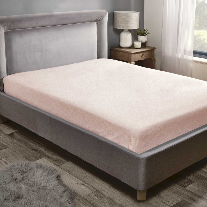 Shruthi Sateen Fitted Sheet, Pink, Kingsize (5')