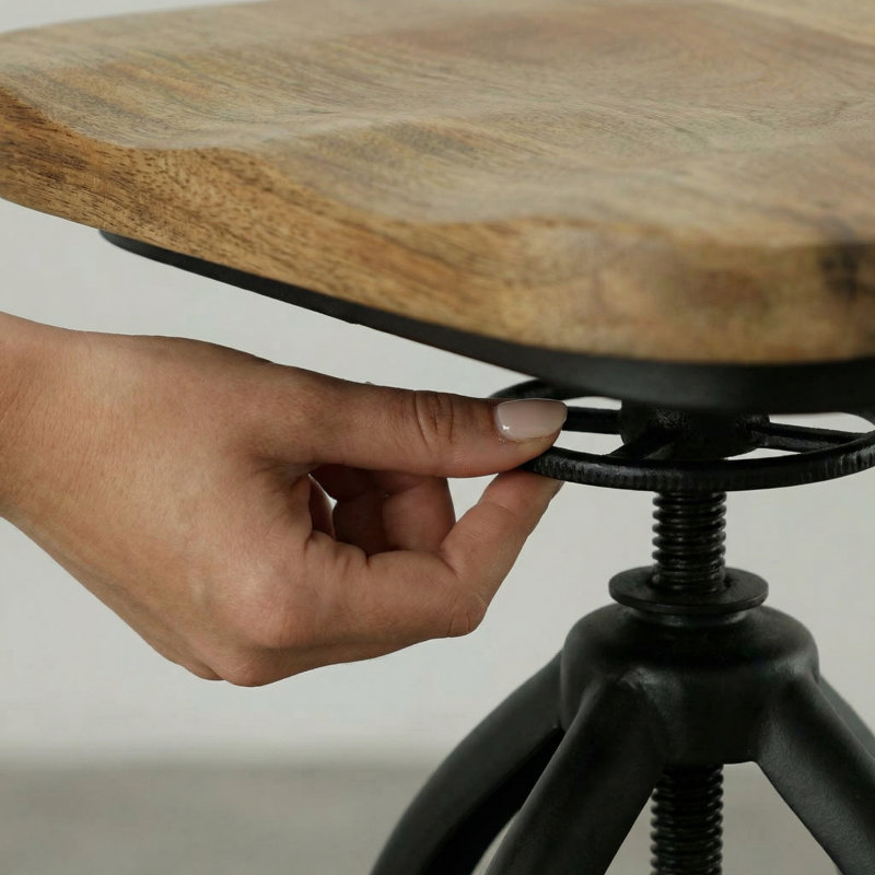 Tabouret de bar pivotant moderne à dossier arrondi P 18,5 po x l 16,25 po x H 38,25 po Modern, Noir/naturel