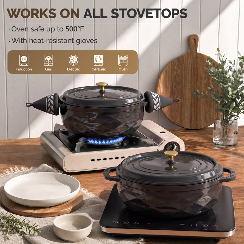 Cocotte ovale en fonte émaillée noire de 7,5 litres avec maniques et gant de cuisine pour la cuisson au four, le braisage et les ragoûts.
