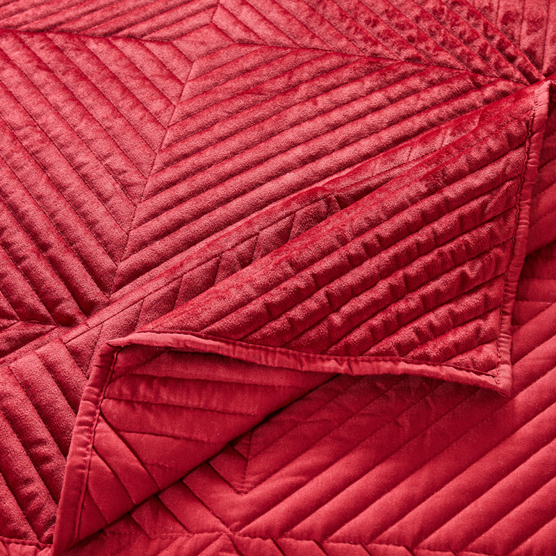 Bann Riviera Velvet Reversible Quilt Set, Red Geometric Shapes, King Quilt + 2 King Shams