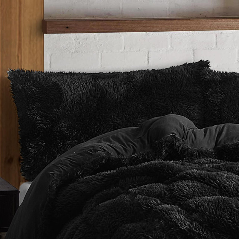 Alaskan Winters Coma Inducer Pillow Sham, Standard, Black