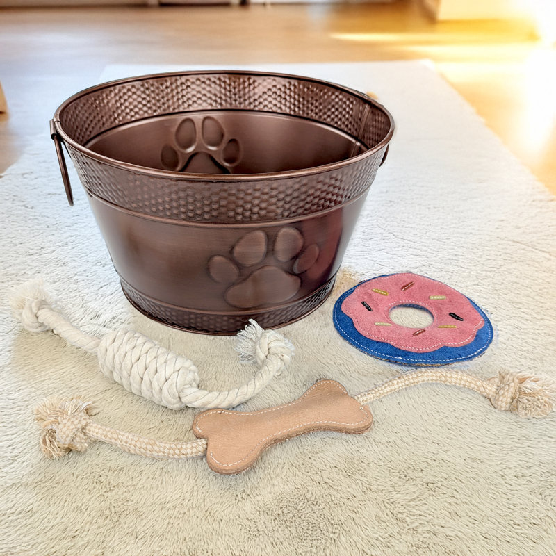 Round 15qt Dog Toy Bin with a set of 3 dog toys