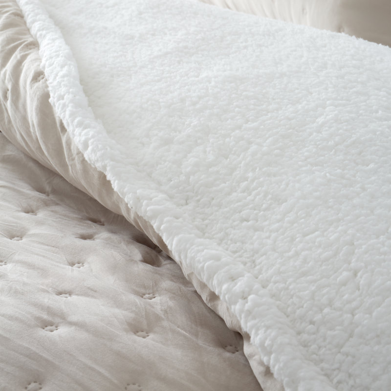 Cosy Nori Soft Sherpa Duvet Cover Set, Super King Duvet Cover + 2 Standard Pillowcases, Cream