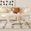Table basse légère de style crème de luxe-109078961