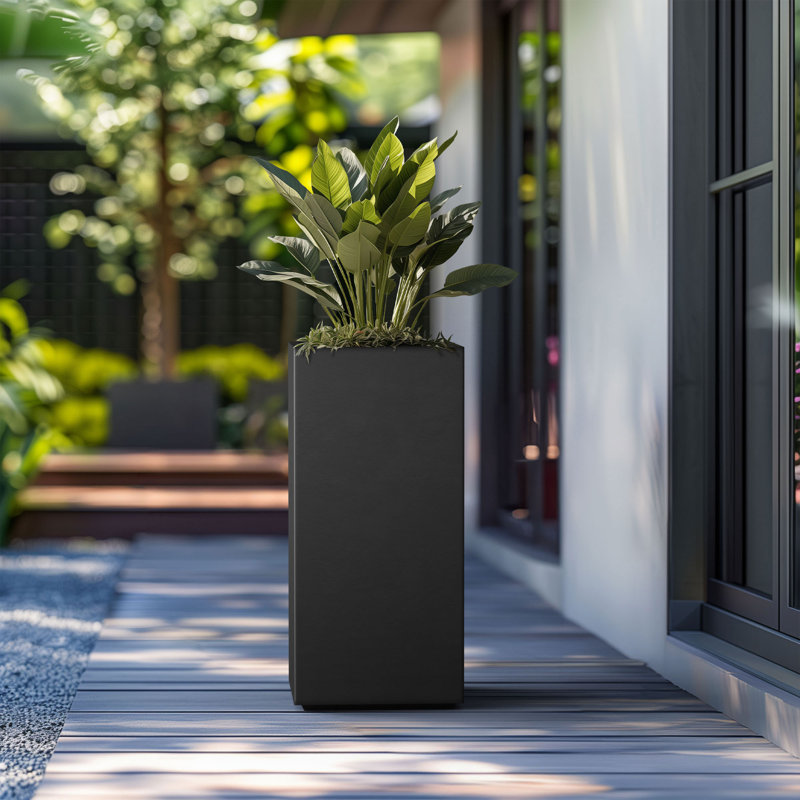 Boîte à fleurs en béton Kalil, H 24 po x l 11,5 po x P 11,5 po, Noir anthracite