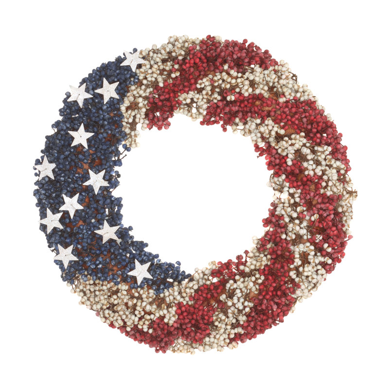 Couronne de baies rouges, blanches et bleues 19 po The Holiday Aisle®