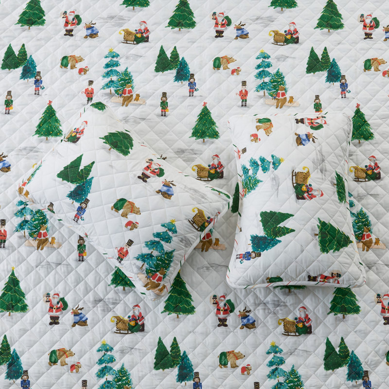 Santa & Friends Reversible Holiday Quilt Set with Shams, Twin / Twin XL Quilt + 1 Standard Sham