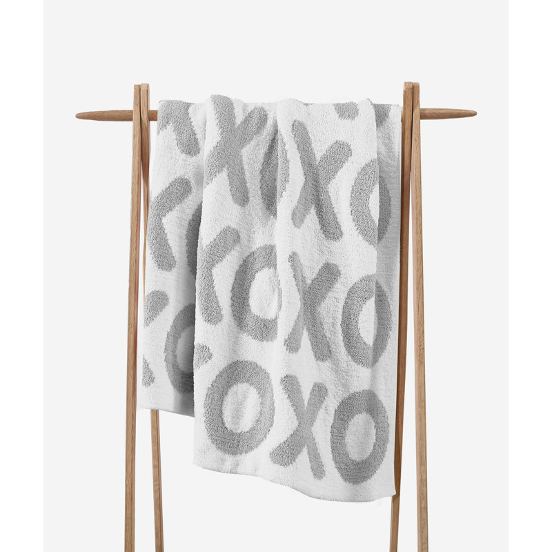 XOXO Throw Blanket, Cloud Gray/Off White Geometric