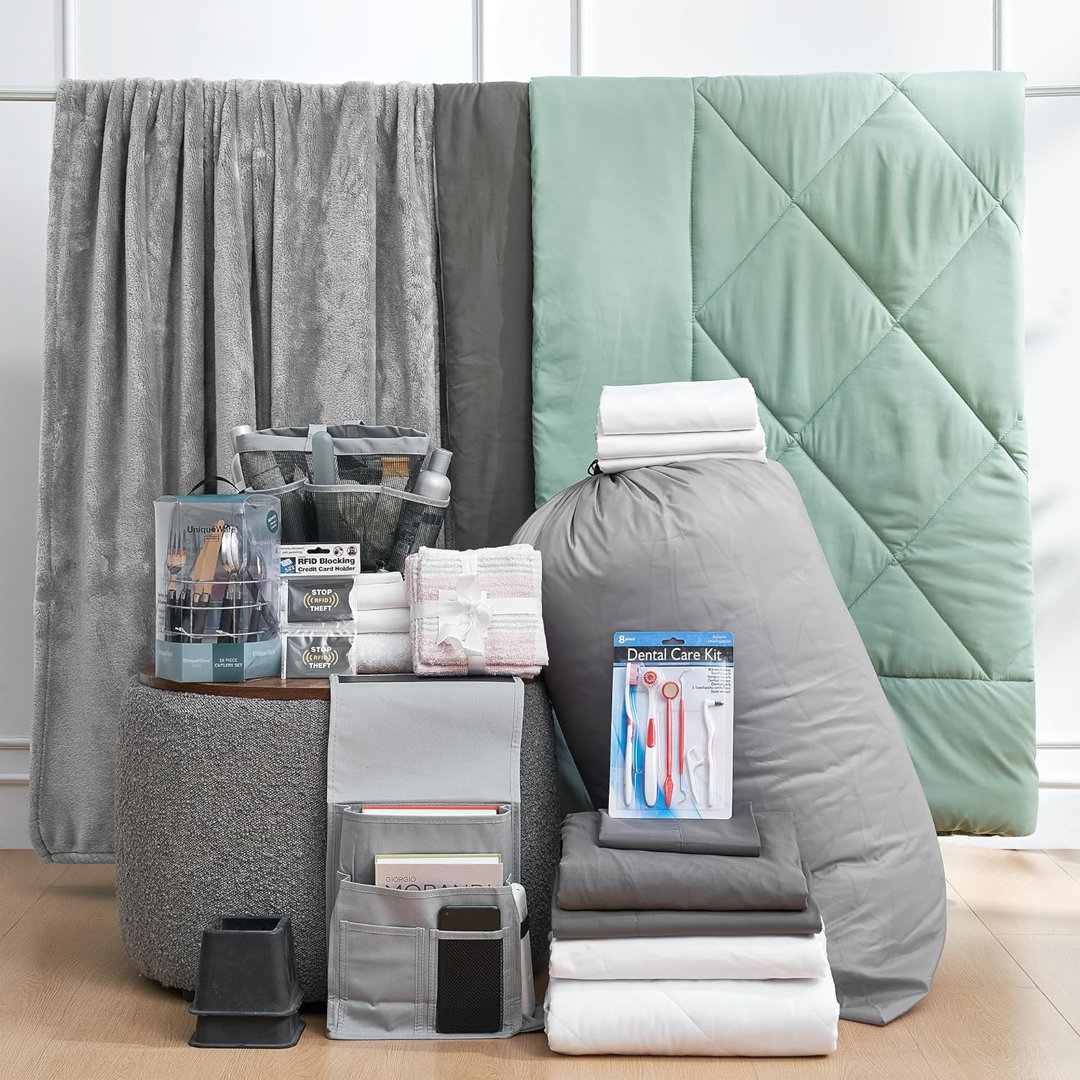 Microfiber / Polyester Box Stitch Comforter DormCo 