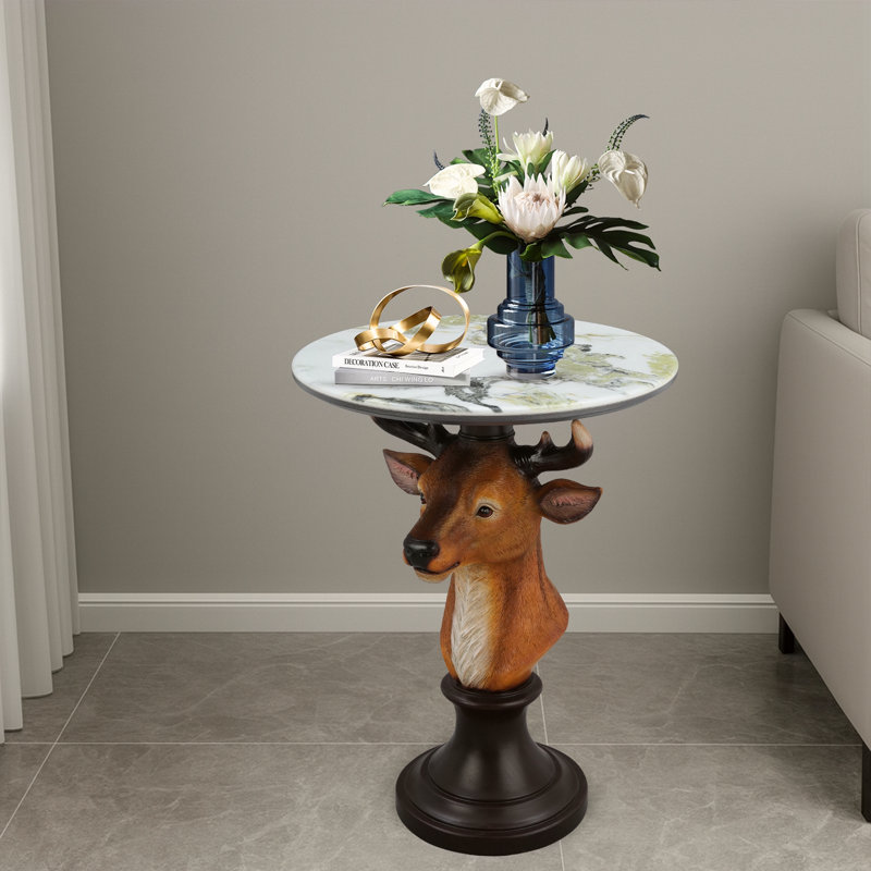Table d'appoint avec tête de cerf et table d'appoint