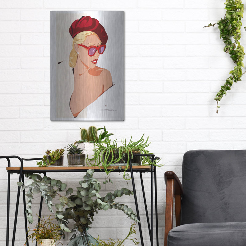 "Ruby Beret" par TM Borenstein, H 16 po x l 12 po