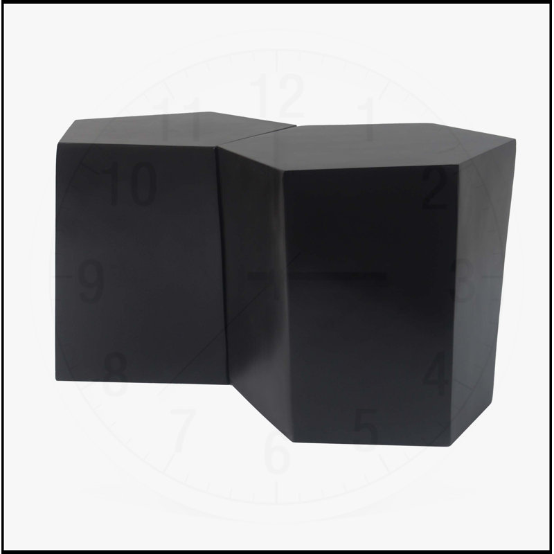 Ensemble de tables basses Modern MGO avec design géométrique, durable et flexible pour une utilisation intérieure et extérieure